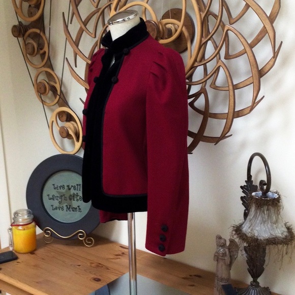 Vintage 2Pc. Don Sayres Red Wool w Black Velvet Trim & Black Velvet Skirt - Picture 5 of 11